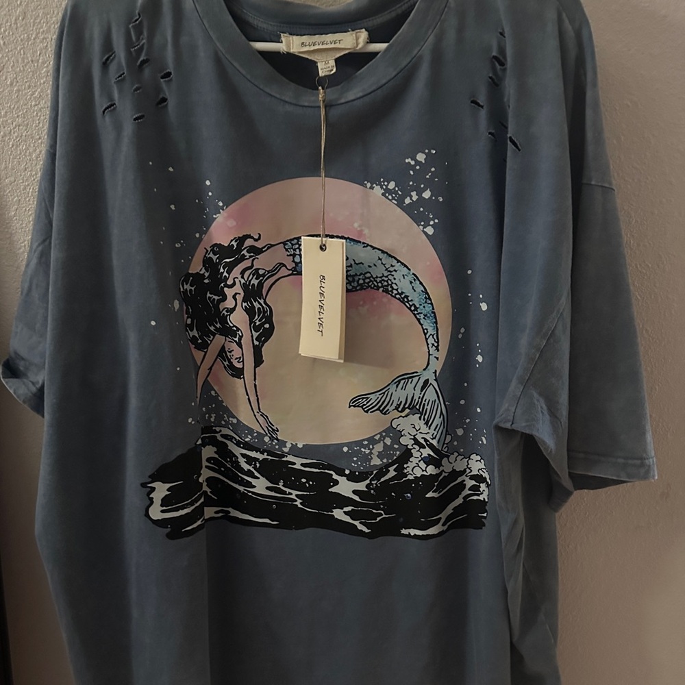 Blue Velvet Women's Blue Mermaids Graphic Tee